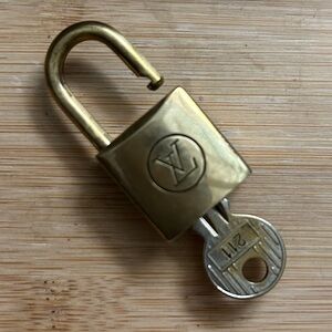 Sale ~ Louis Vuitton #211 Lock & Key, 100% Authentic